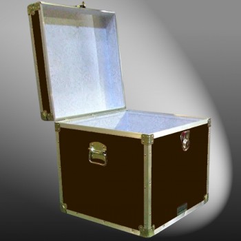 20-176 BLE BROWN LEATHERETTE Cube Storage Trunk with Alloy Trim