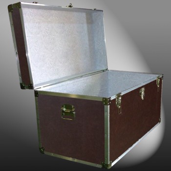 04-191 BLE BROWN LEATHERETTE 38 Deep Storage Trunk with Alloy Trim