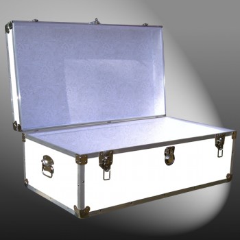 06-181 WLE WHITE LEATHERETTE 36 Cabin Storage Trunk with Alloy Trim
