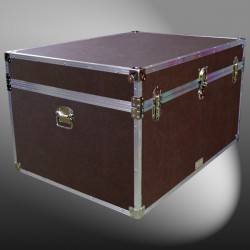 01-215 BLE BROWN LEATHERETTE Super Jumbo Storage Trunk with Alloy Trim