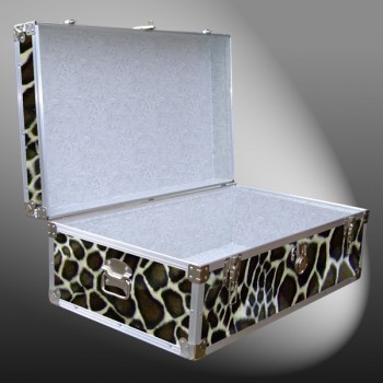 09-182 GE FAUX GIRAFFE 30 Cabin Storage Trunk with Alloy Trim